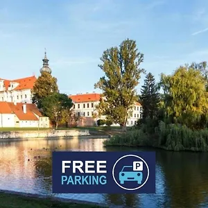 Adalbert Ecohotel Отель